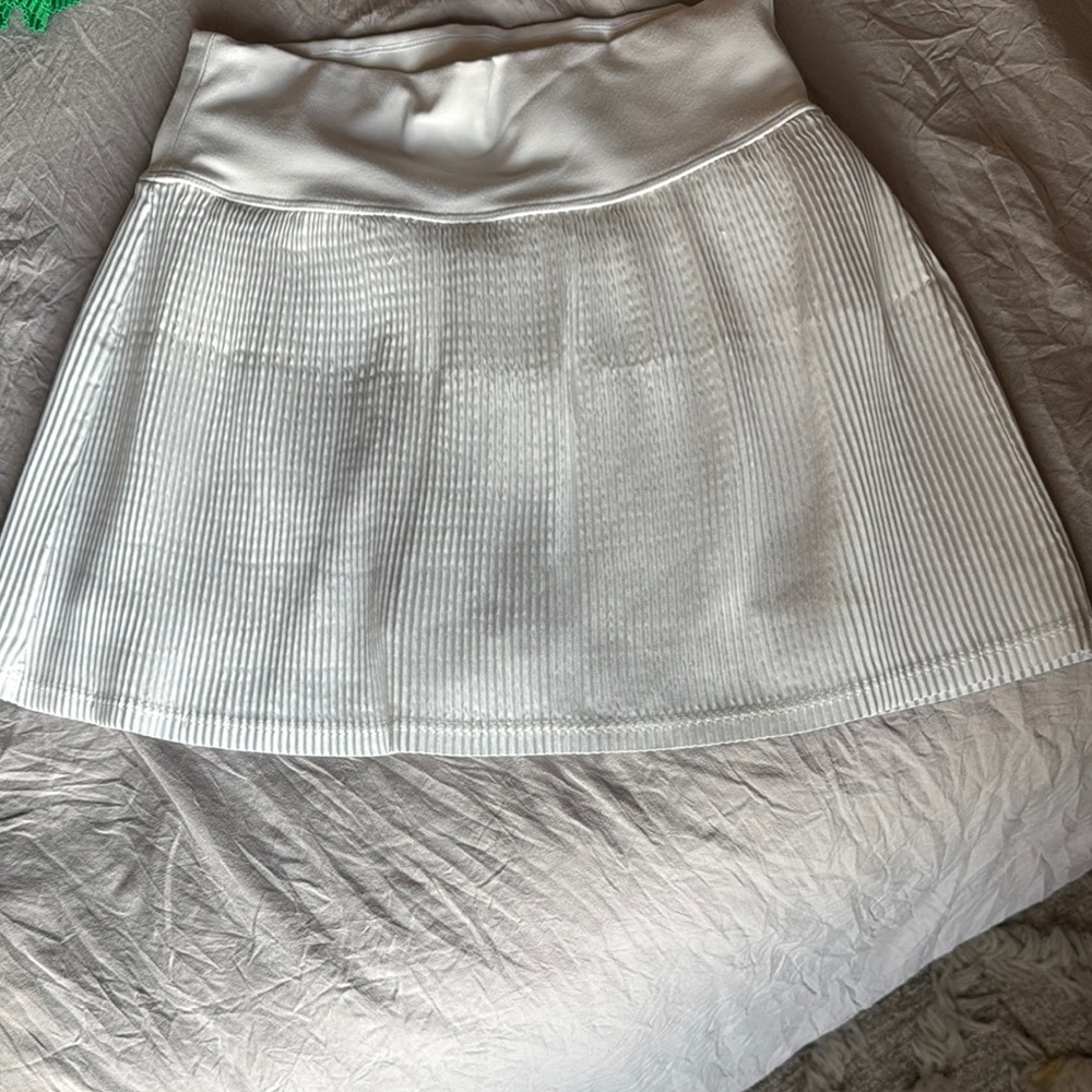 Elegant White Women's Skirt